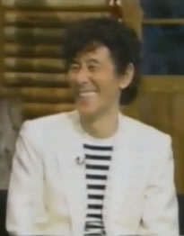 山田康雄