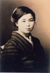 金子みすゞ（20歳のときの肖像写真）