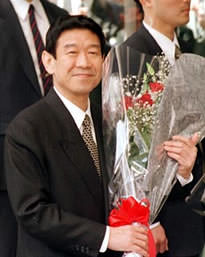 青島幸男