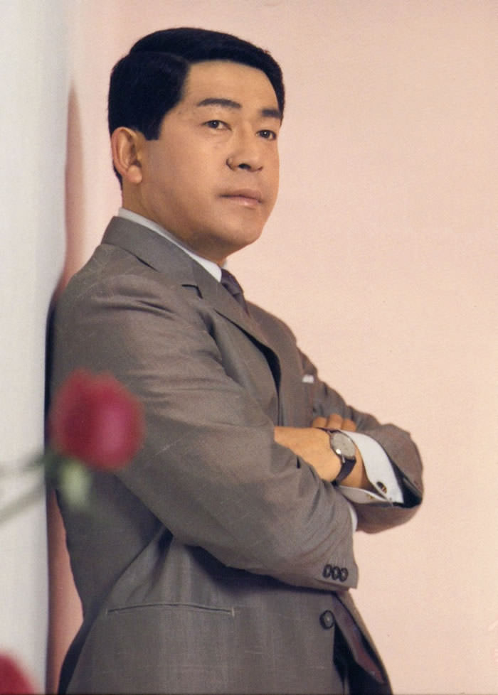 三橋美智也