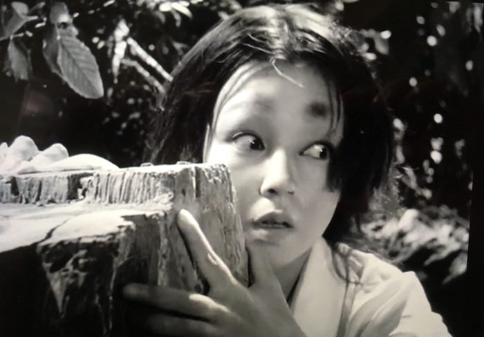 京マチ子（映画『羅生門』より）