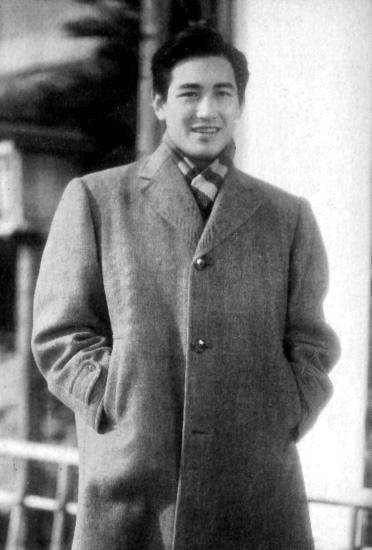 鶴田浩二の若い頃