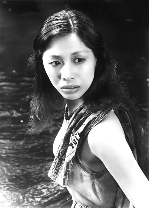 岸田今日子の若い頃