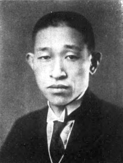 松下幸之助の若い頃（35歳ぐらい、1929年ごろに撮影）