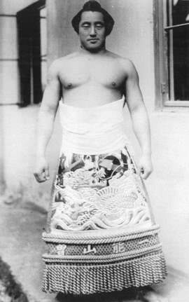 力道山の若い頃（力士時代）