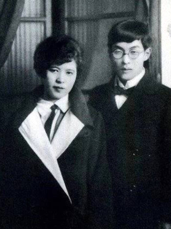 吉行あぐりと吉行エイスケ夫婦の若い頃