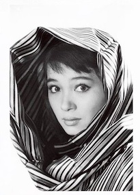 野添ひとみ
