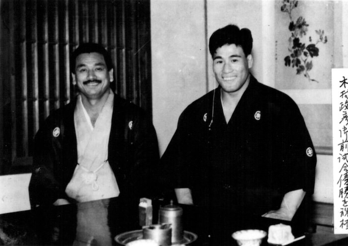 木村政彦と師匠・牛島辰熊の若い頃（御前試合優勝を祝して）