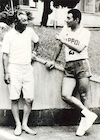 猫田勝敏の若い頃（監督・稲葉正文とともに）