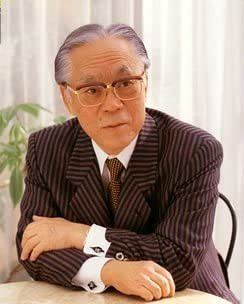 石本美由起（作詞家）