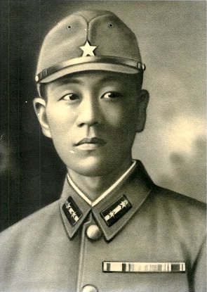 横井庄一の若い頃（陸軍軍曹時代）