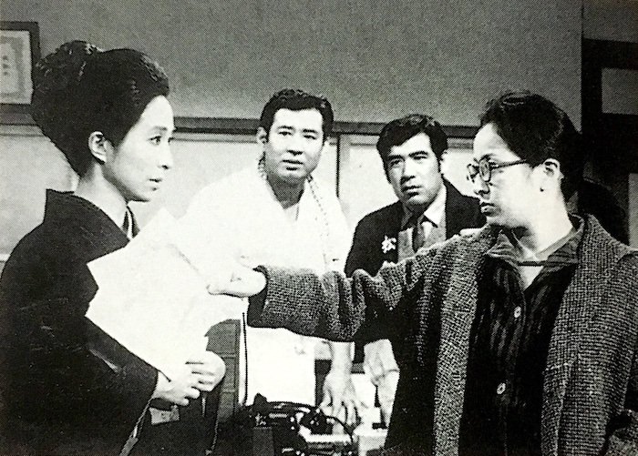 『細うで繁盛記』のシーン（主演・新珠三千代、1970年版）