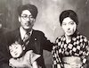 草野心平の若い頃（妻と子ども）