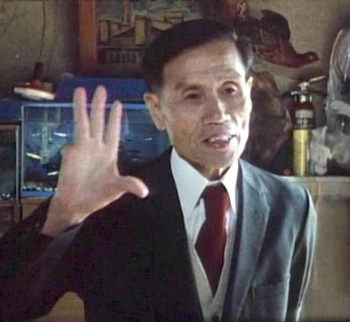 奥崎謙三（映画『ゆきゆきて、神軍』より）
