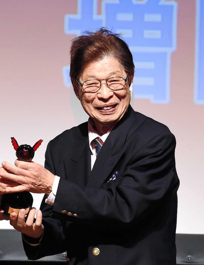 増岡弘